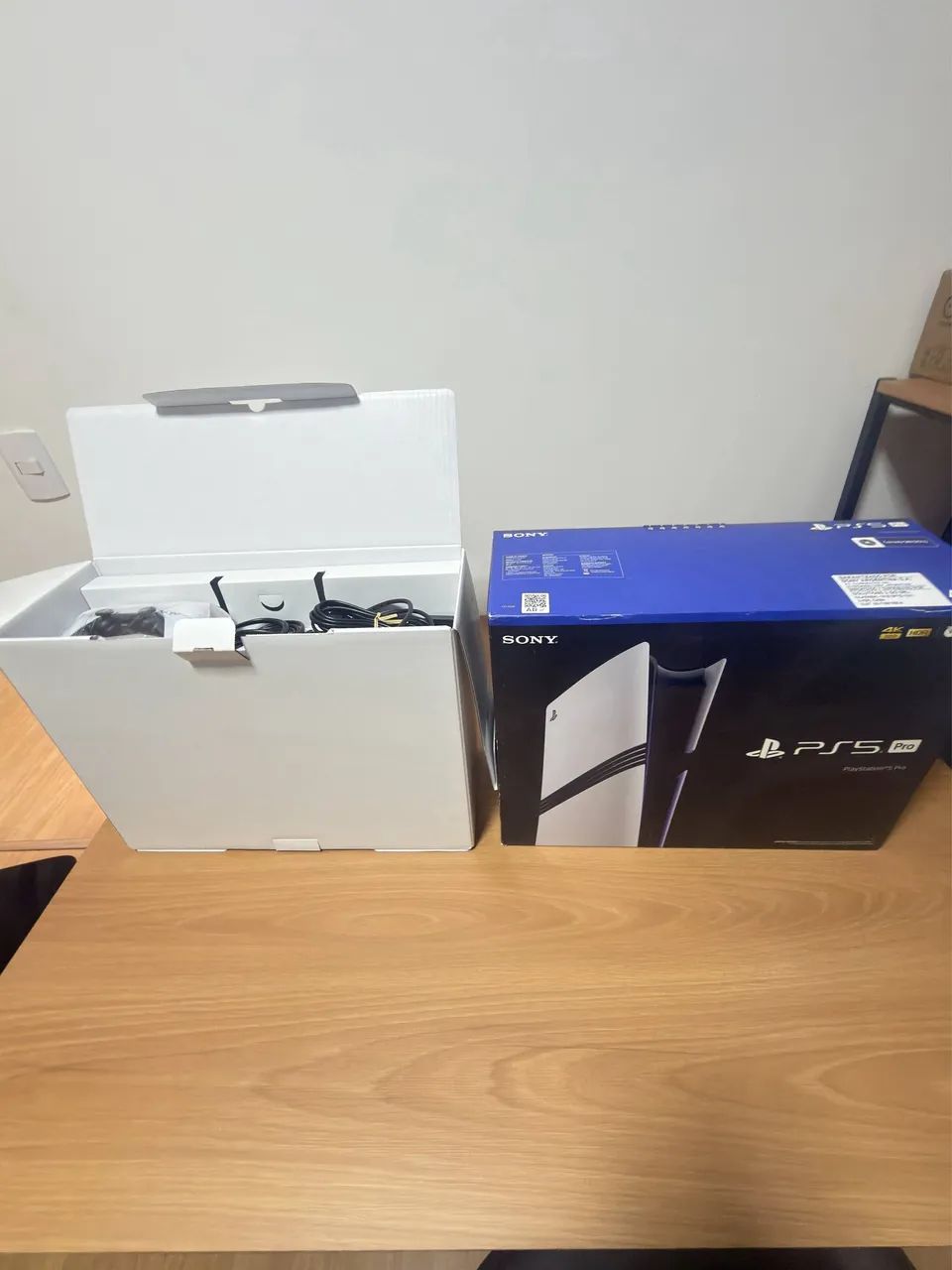 PS5 PRO - SÓ 2 MESES DE USO - Foto 2