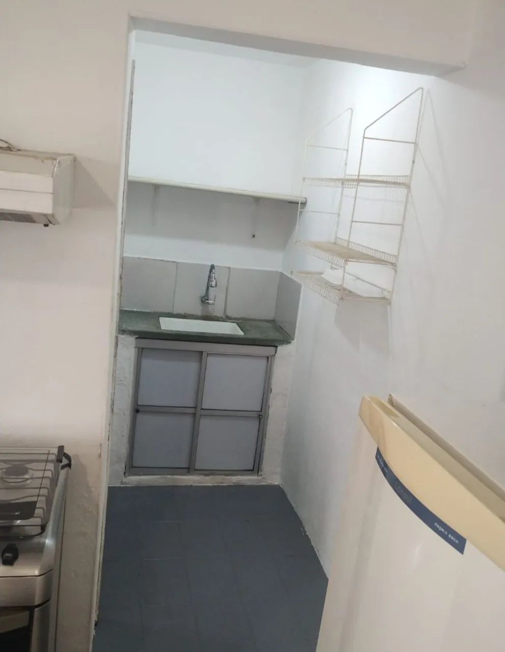Kitnet mobiliada São José dos Campos - Foto 4