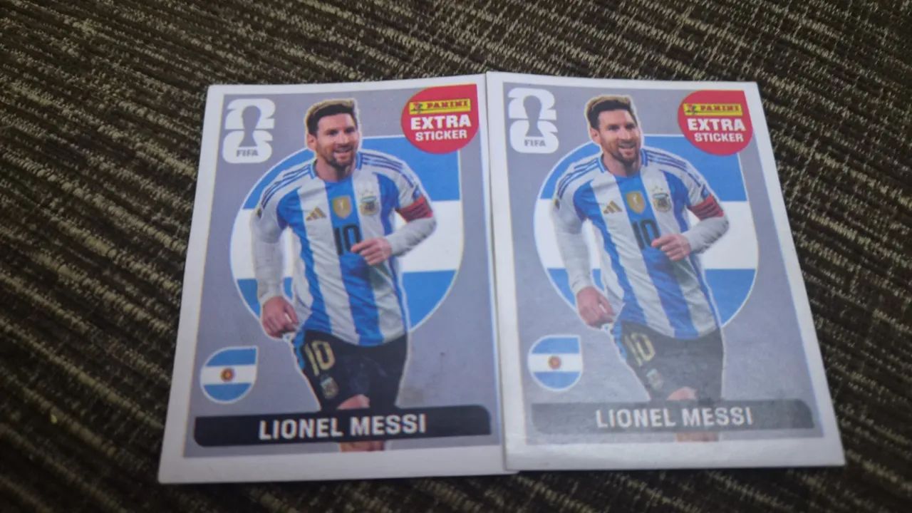 Figurinha legend prata do MESSI