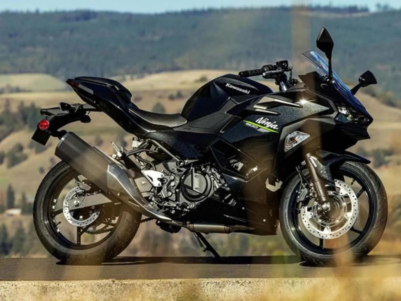 (Ninja 500*)