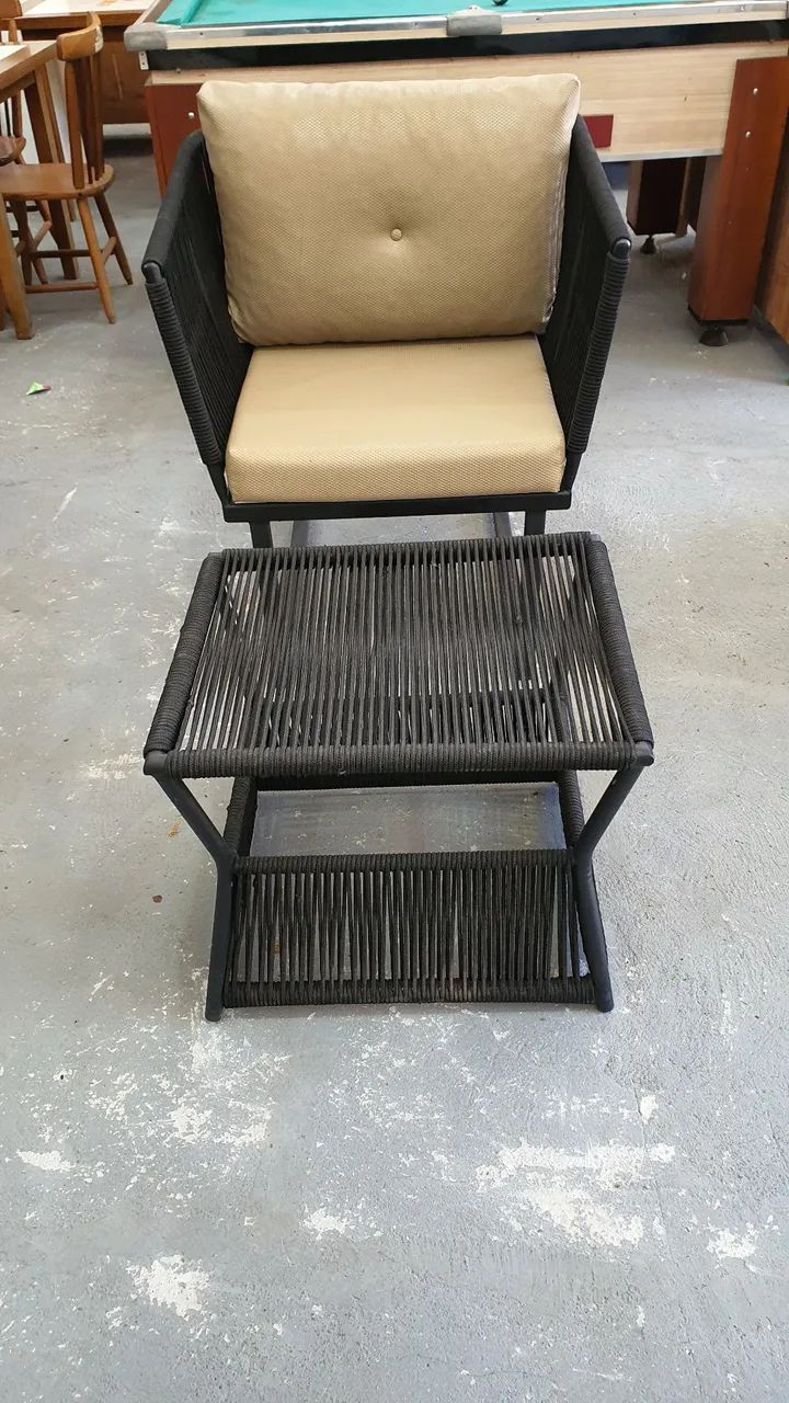 Poltrona com mesinha - área externa  - Foto 2