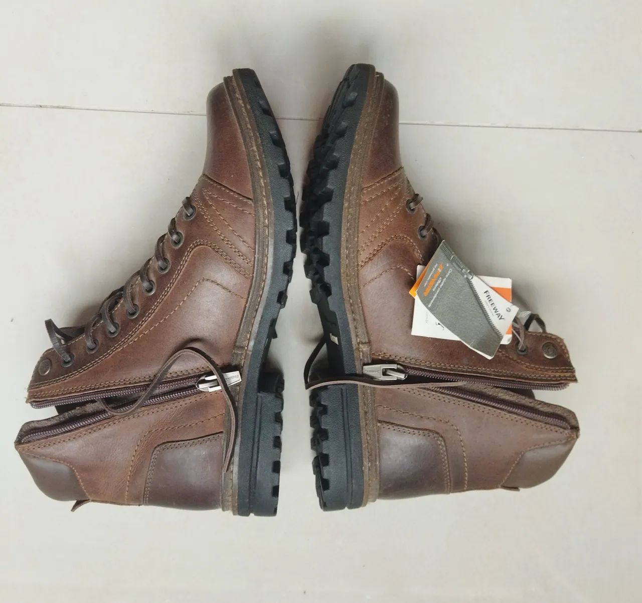 Bota em couro Feeway Authentic - Foto 4