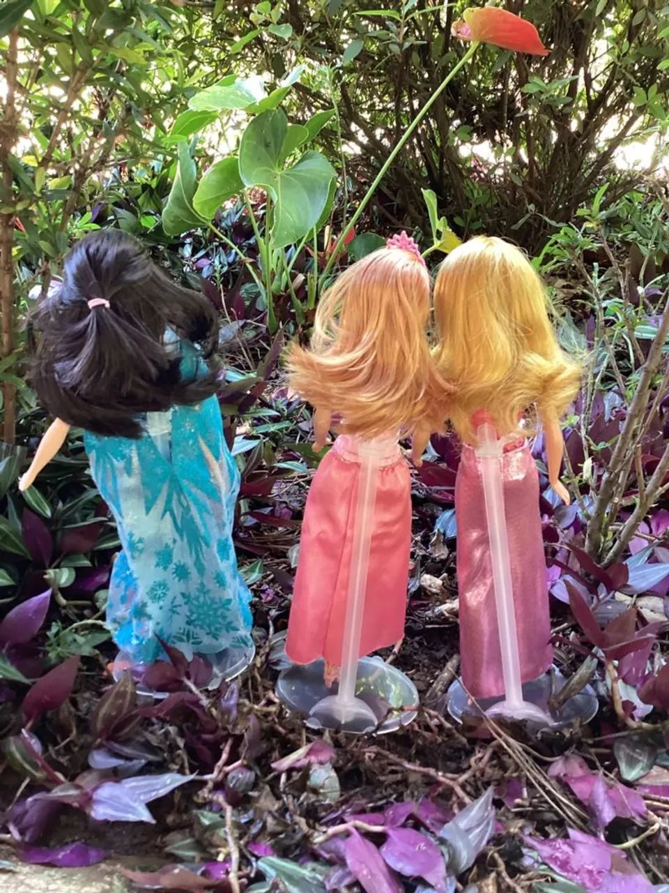 Trio lote de princesas Barbie e Disney - Foto 2