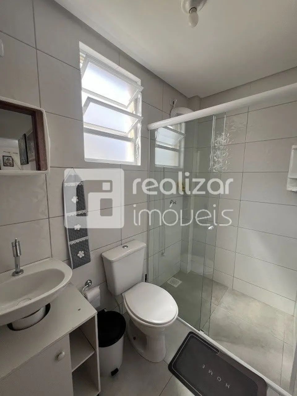 Casa mobiliada 2 Dormitórios na Barra da Lagoa, Florianópolis. - Foto 7