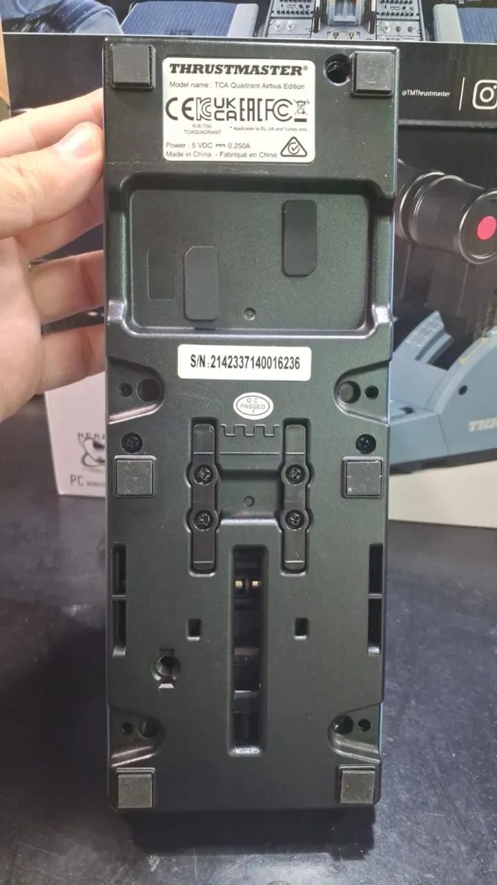 Thrustmaster TCA Quadrant Airbus Edition - Na Caixa (Usado) - Foto 3