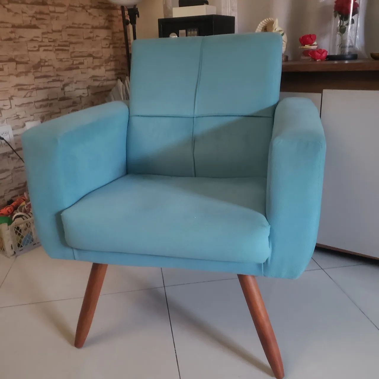 Poltrona Retro Azul Turquesa NOVA