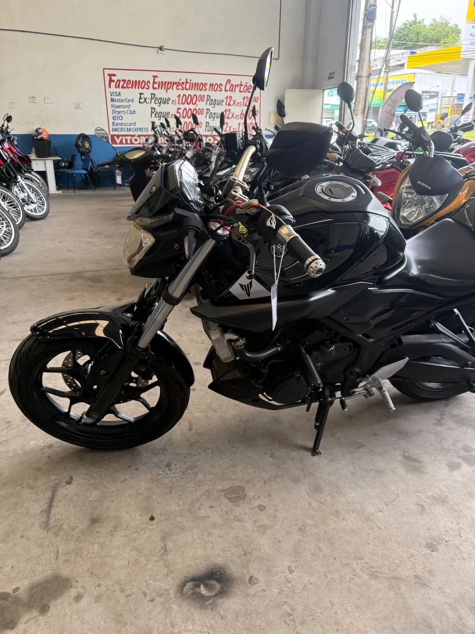 YAMAHA MT-03 2020 - Foto 2