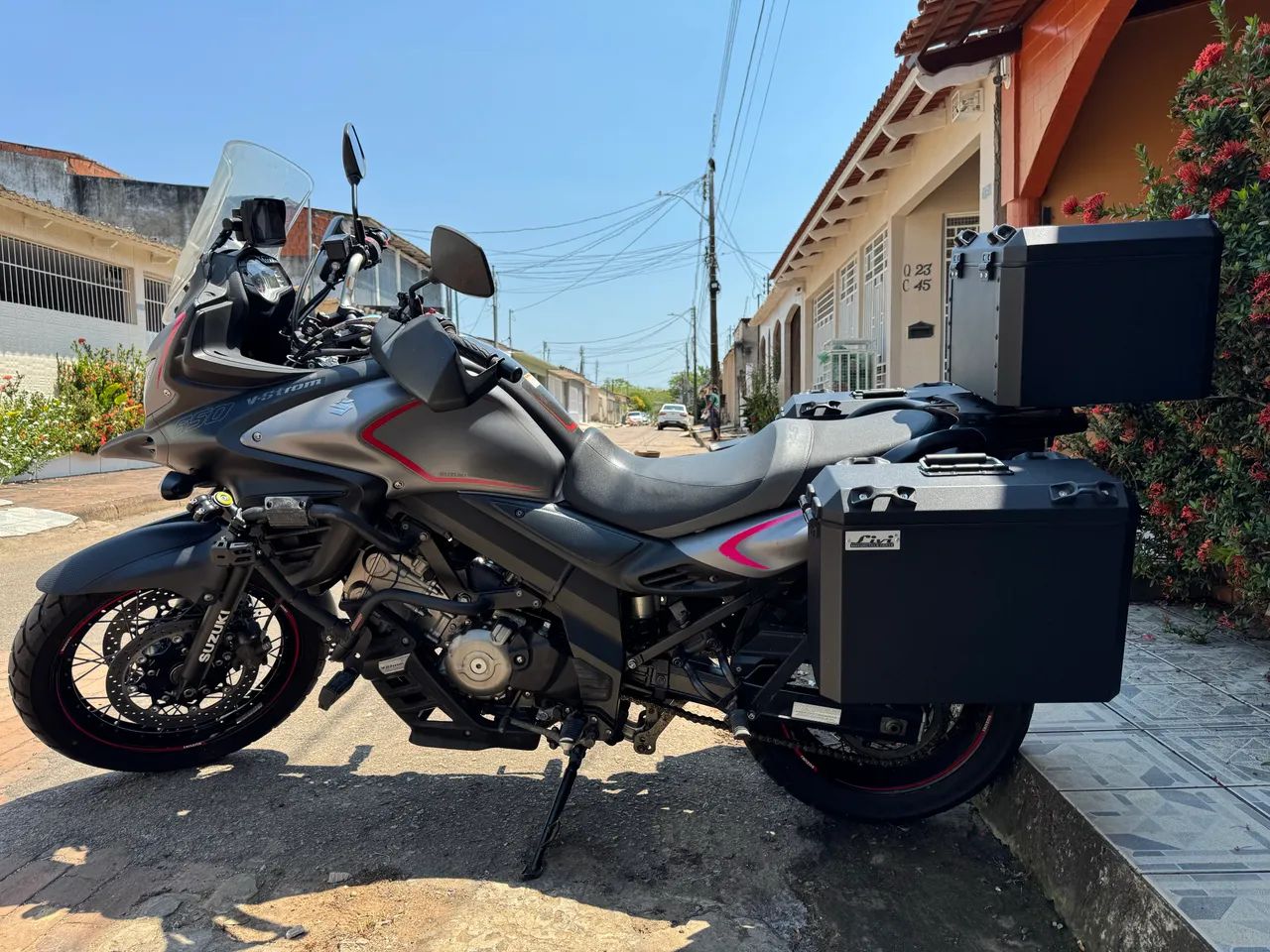 SUZUKI VSTROM 650 2018 - Foto 2