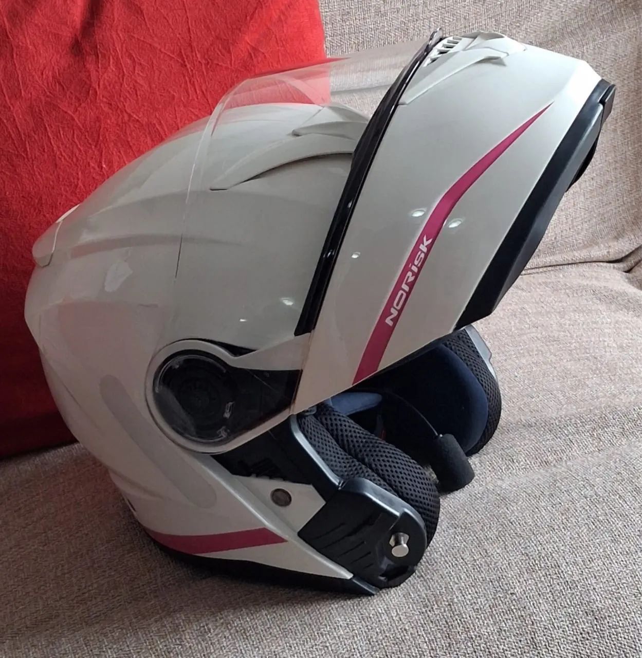 Capacete NORISK feminino  Robocop - Foto 2