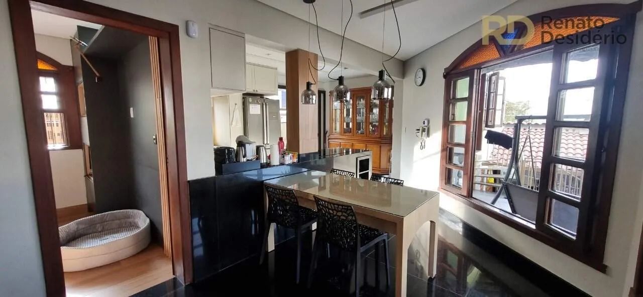 Casa 5 quartos com habite-se no Esplandada