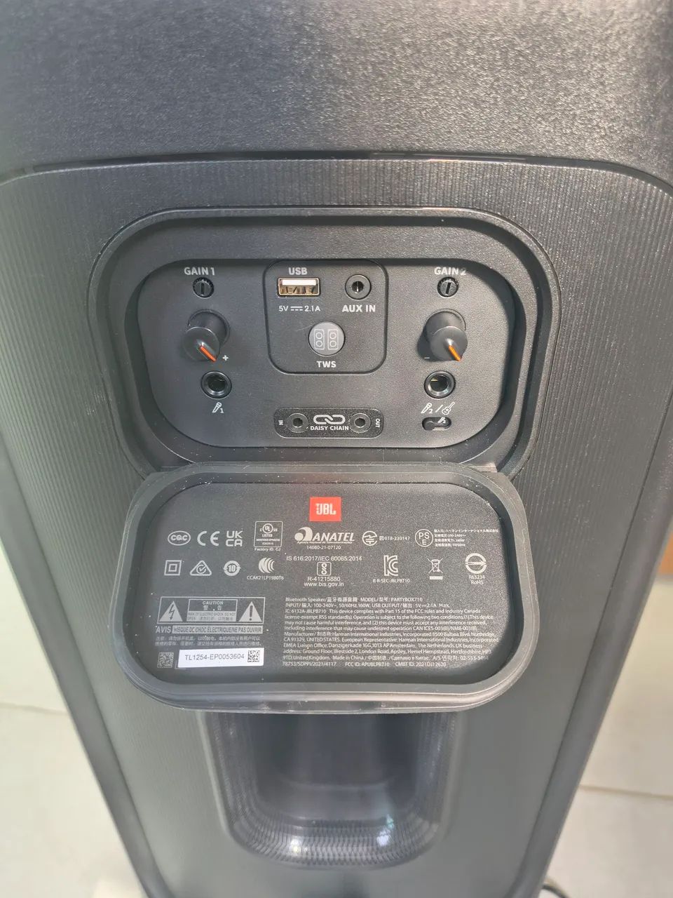 JBL 710 na garantia e com capa 3500,00 - Foto 3