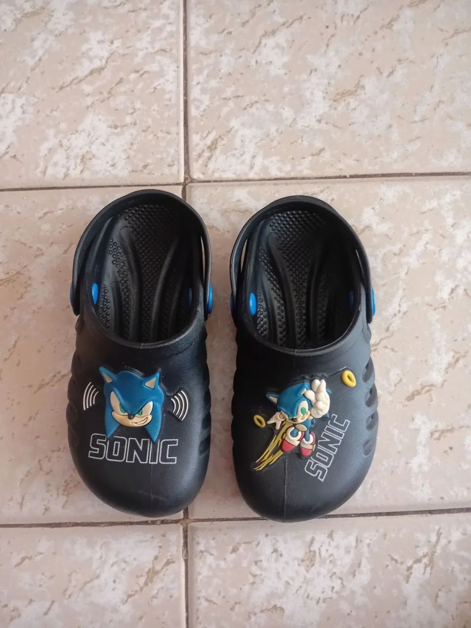 Crocs  tam 25