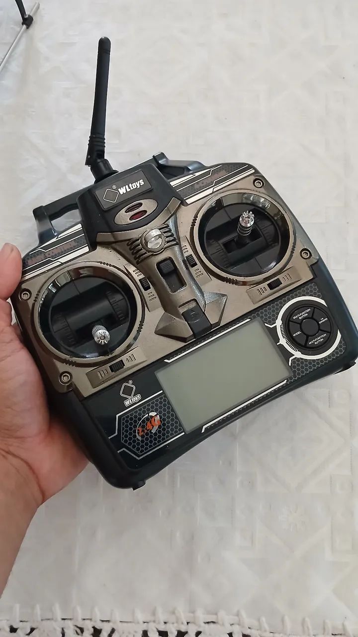 Hemilodelo WLToys v912 Usado Ótimo Estado - Foto 3