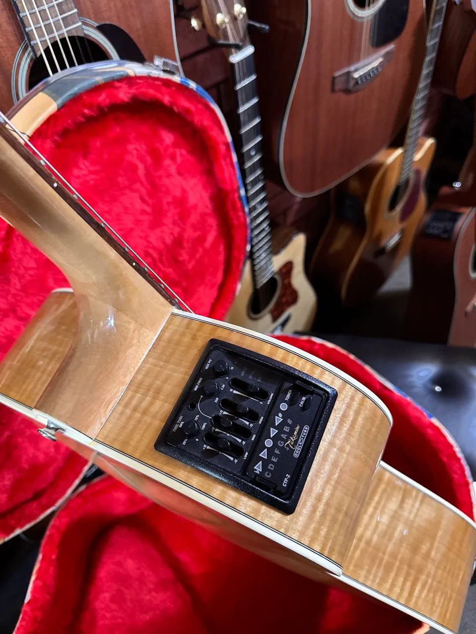 Violão Takamine Japonês PT07E jumbo valvulado regulado elixir ANALISO TROCAS - Foto 4