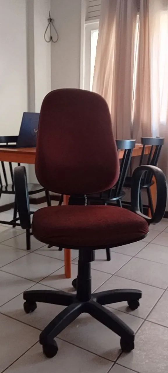 Cadeira executiva Potflex