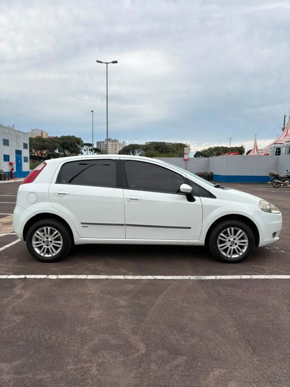 Fiat Punto 1.4 FIRE FLEX 8V 5P 2012