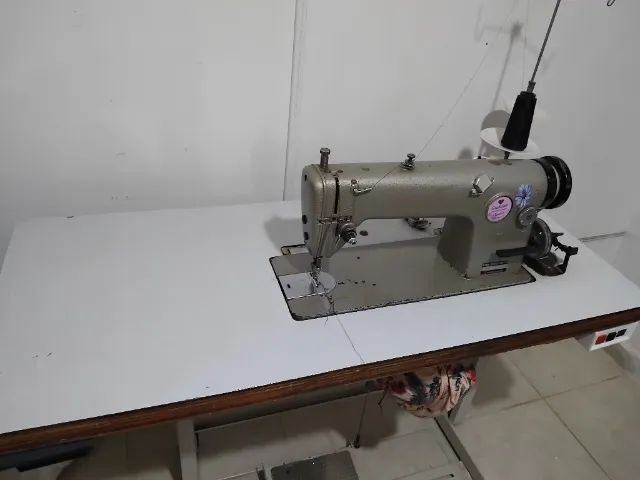 Maquina reta industrial mitshubishi  eletronic - Foto 2