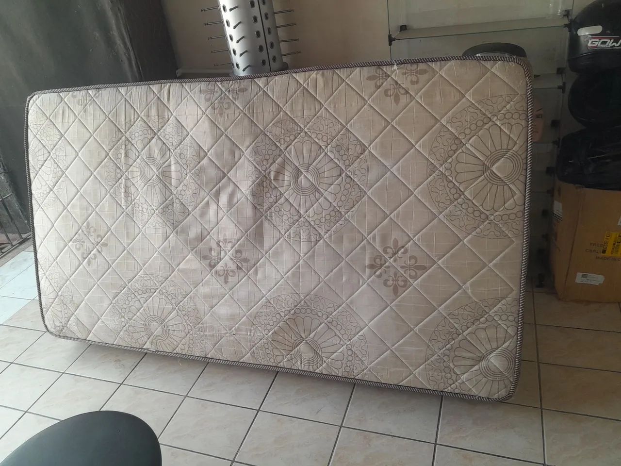 Vendo cama Solteirão 