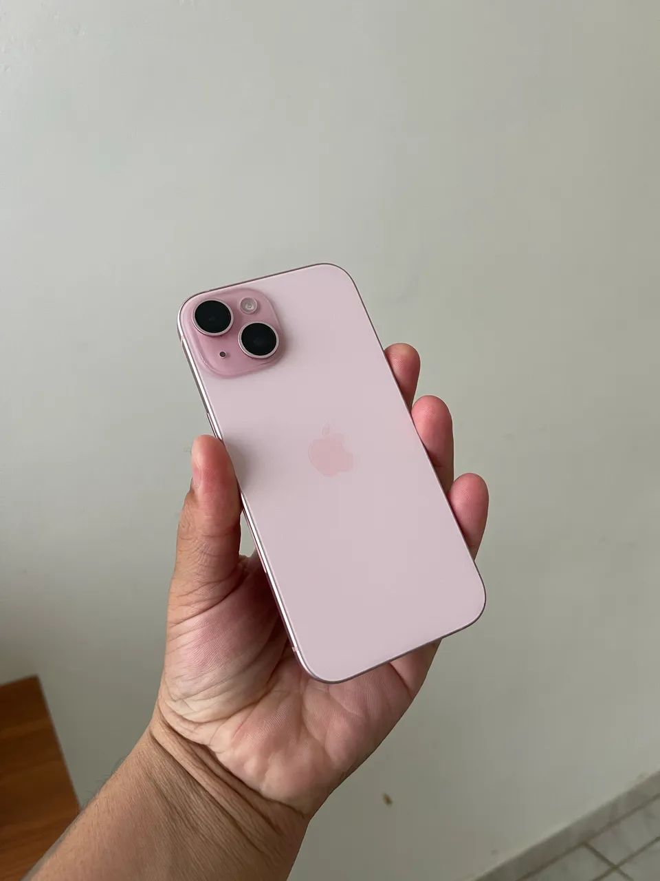 iPhone 15 Rose 128G  - Foto 2