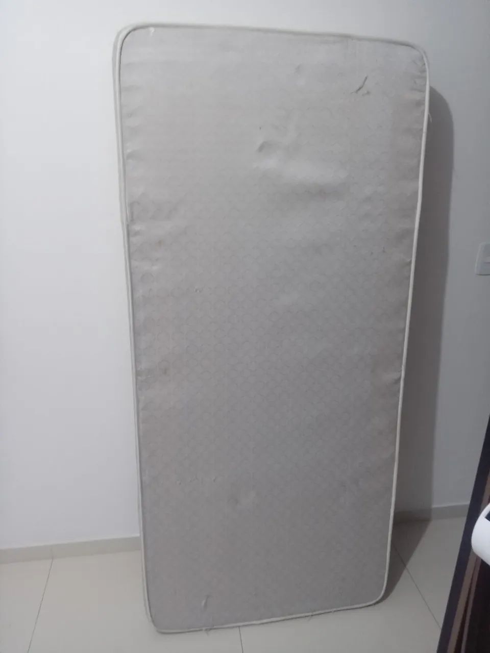 VENDO COLCHAO DE SOLTEIRO ?  - Foto 4
