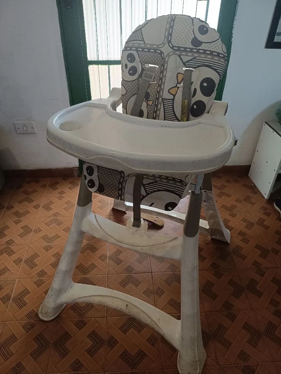 Cadeira de alimentação 