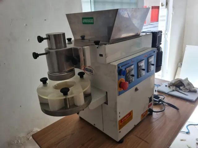 Maquina de Modelar Salgados 