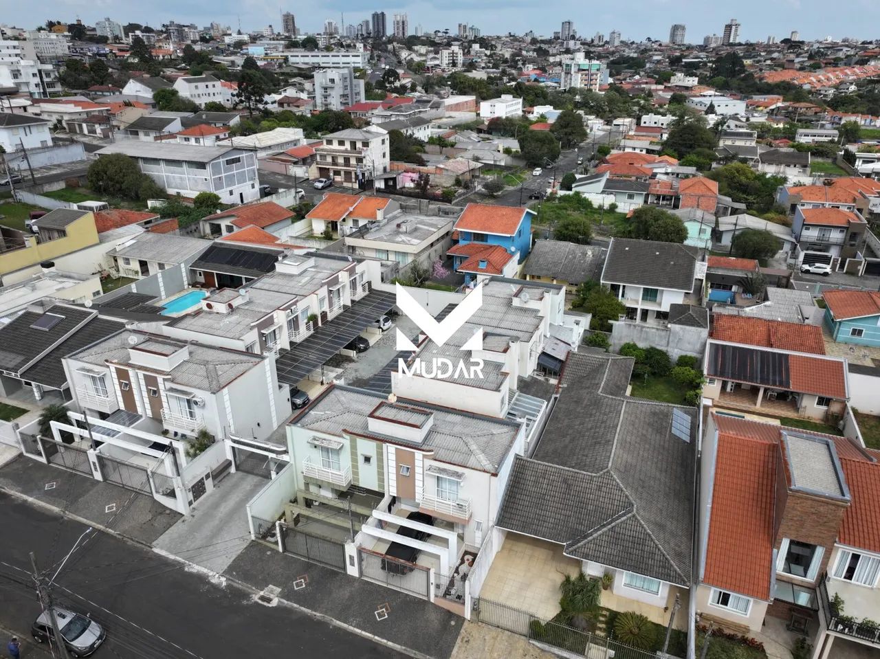 Sobrado semimobiliado 3 quartos e suíte  Jardim Carvalho - Foto 5