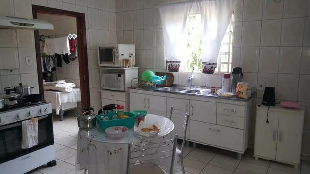Excelente Casa com 3 Qtos, Suite, Churrasqueira, Lotão 800 metros - Foto 11
