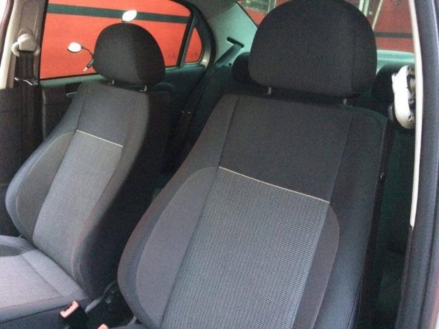 Vw - Volkswagen Voyage 2013 g6 1.6 flex completo, carro muito novo !!!! - Foto 11