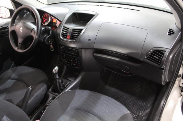 PEUGEOT 207 2010/2011 1.4 X-LINE 8V FLEX 4P MANUAL - Foto 3