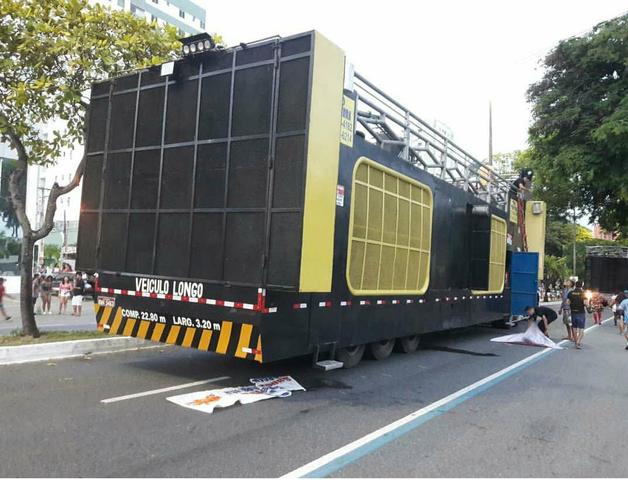 Locação de trio eletrico e palco móvel