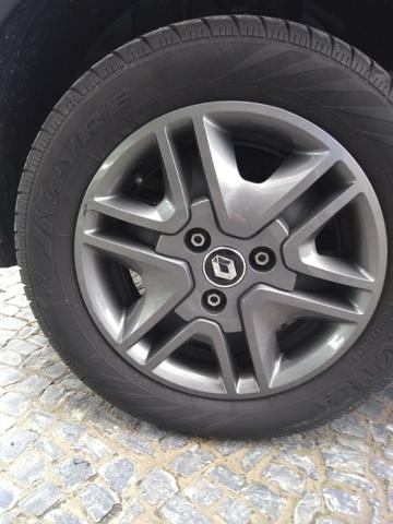 Kwid Intense 1.0 - Foto 4