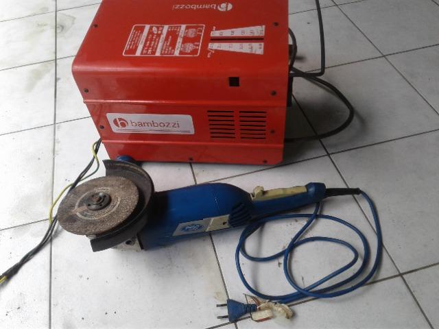 Máquina de solda e lixadeira