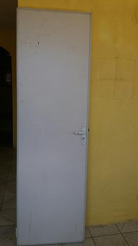 Porta de divisoria de 2,7 de altura e 63cm de largura - Foto 5