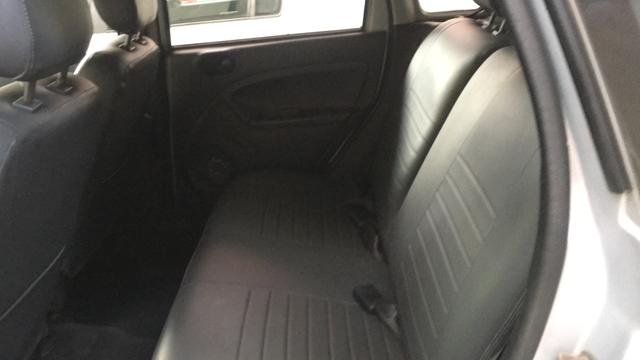 Fiesta hatch 1.0 flex 2011 completo - Foto 3
