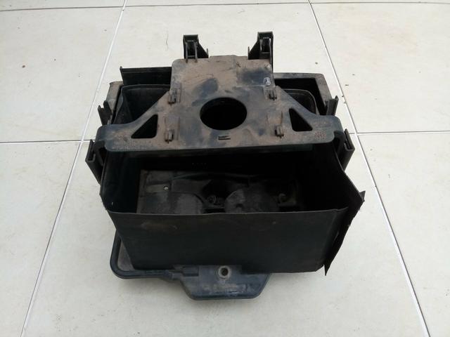 Suporte Bateria VW/Golf 1.6 Ano 2002 Completo Original Usado - Foto 2