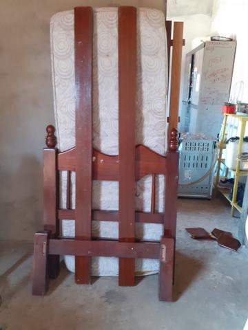 Cama de solteiro