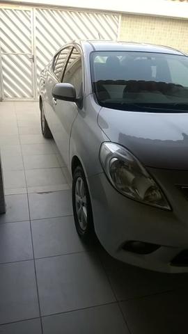 Nissan Versa SL 1.6 16v Flex 2013/2014 - Foto 6