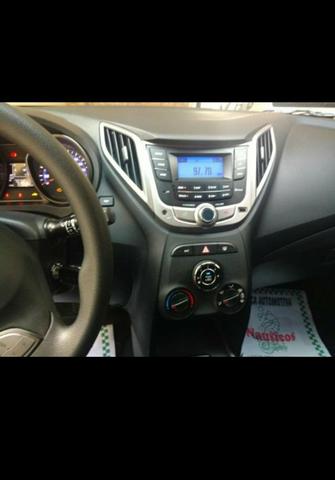 HB20 confort style 1.6 flex completo/ baixa km 2014 - Foto 2
