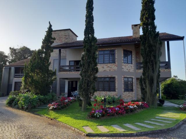 Casa para alugar com 5 dormitórios em Costa e silva, Joinville cod:08483.001