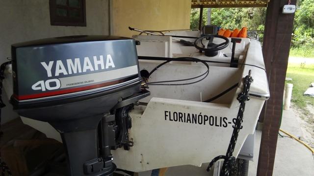 Lancha arvoredo 14 pés vendo troco por van furgão - Foto 6
