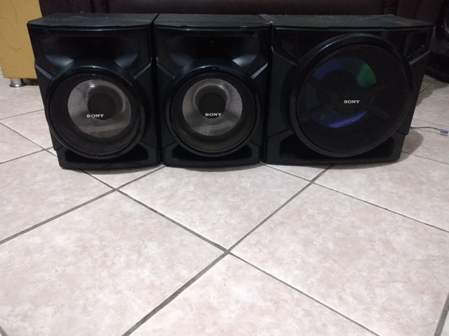 Conjunto de Caixas+ Subwoofer 3000 Watts Sony GTR555 - Foto 3