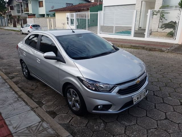 Prisma LTZ 1.4 Automático