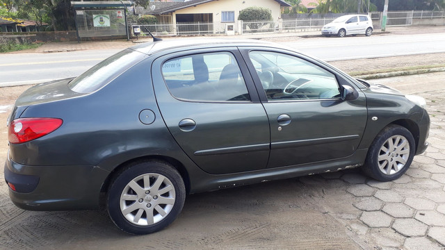 Peugeot 207 2010 automático - Foto 5