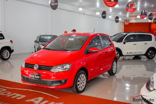 VOLKSWAGEN FOX 1.0 TREND MANUAL 2014 53.000 KM