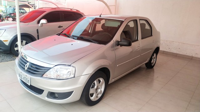 RENAULT LOGAN EXPRESSION 1.0 2013