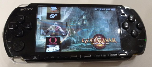 Psp Go com jogos na memoria - Videogames - Centro Histórico, Porto Alegre  1075416751