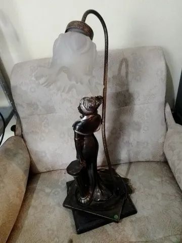 Estatueta abajur em Peti bronze  - Foto 2