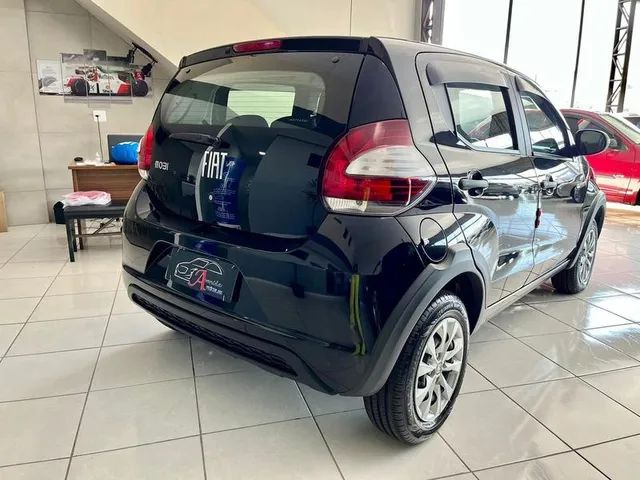 Comprar Hatch Fiat Mobi 1.0 4P Flex Evo Easy Preto 2021 em Botucatu-SP