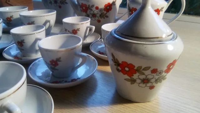 Conjunto De Chá E Café Porcelana Pozzani Antigo